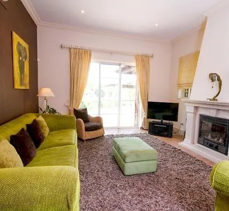Sleeps 13 Pool Air Con Wifi *