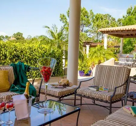 Villa Sleeps 13 Pool Air Con Wifi *
