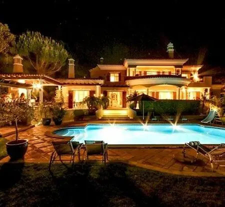 Sleeps 13 Pool Air Con Wifi * קינטה דו לאגו